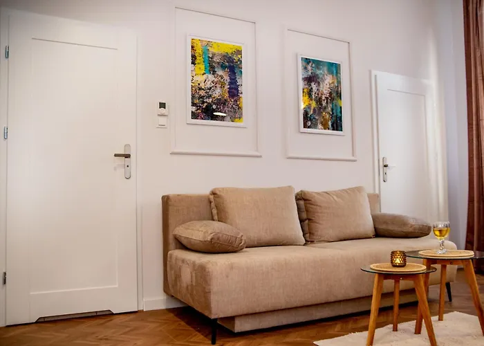 Apartments Czestochowa - Sloneczna Kamienica
